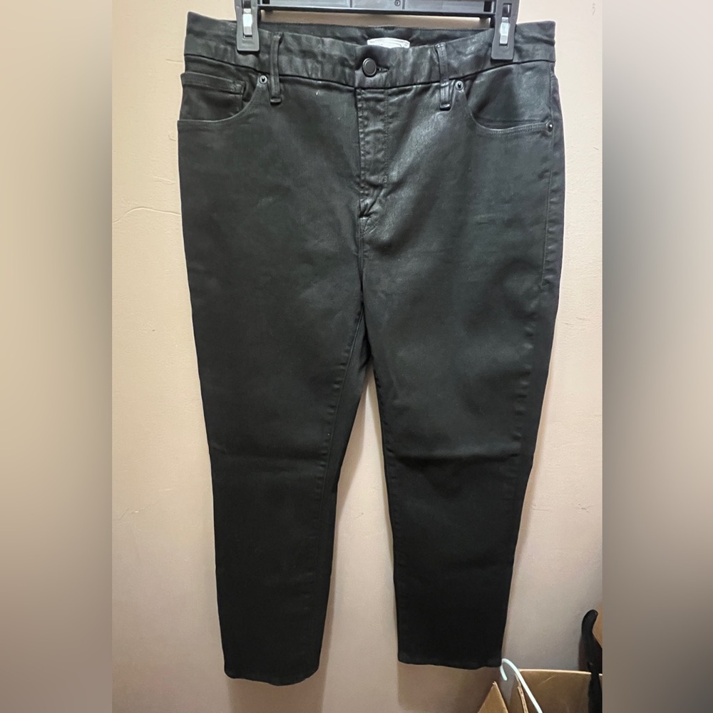 Good American 14/32 shinier black jeans worn a few times preppy goth